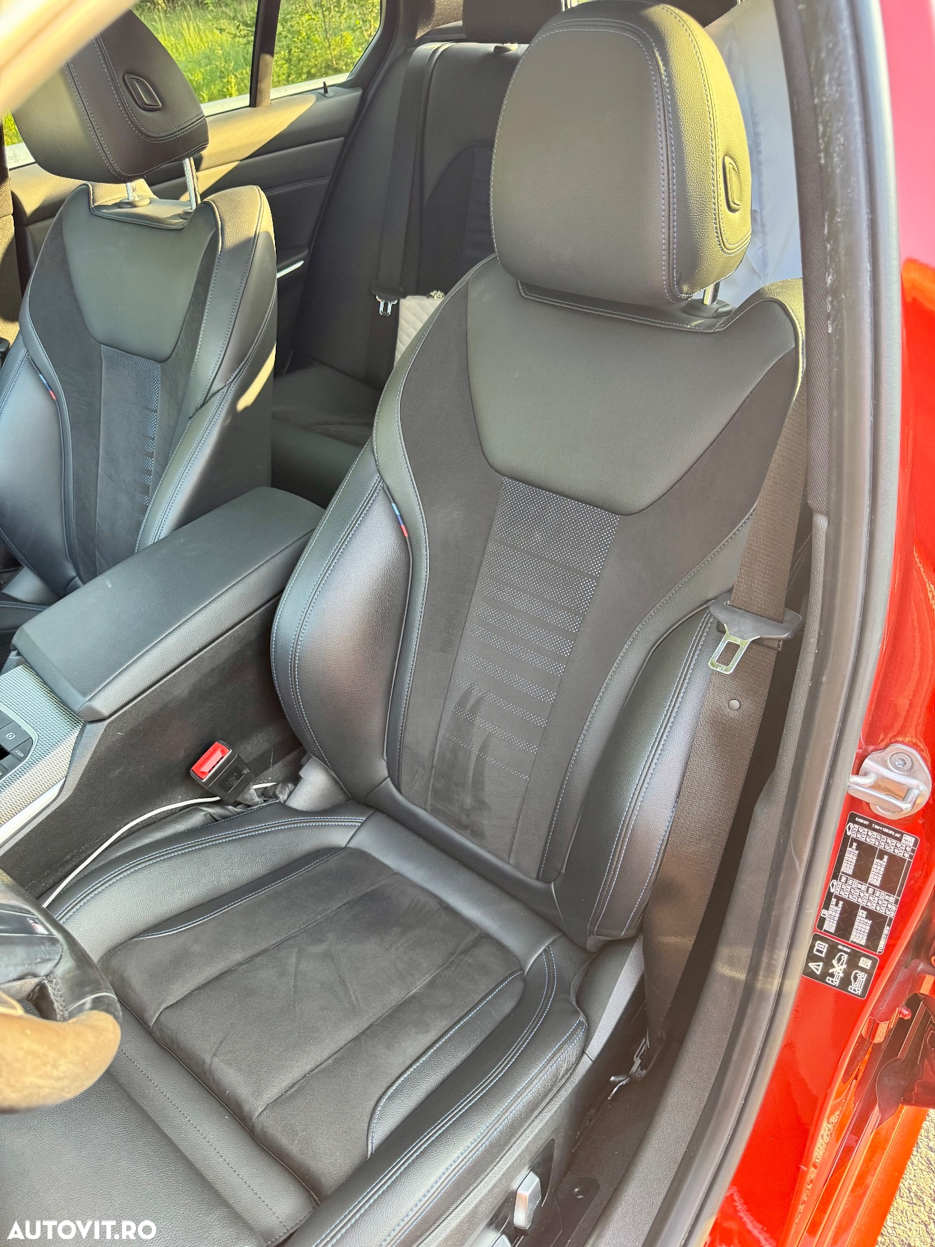 BMW Seria 3 330d xDrive AT MHEV - 9