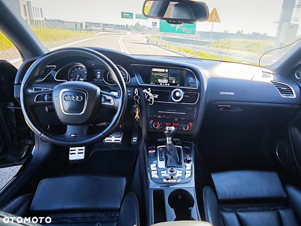 Audi RS5 Coupé Standard - 10