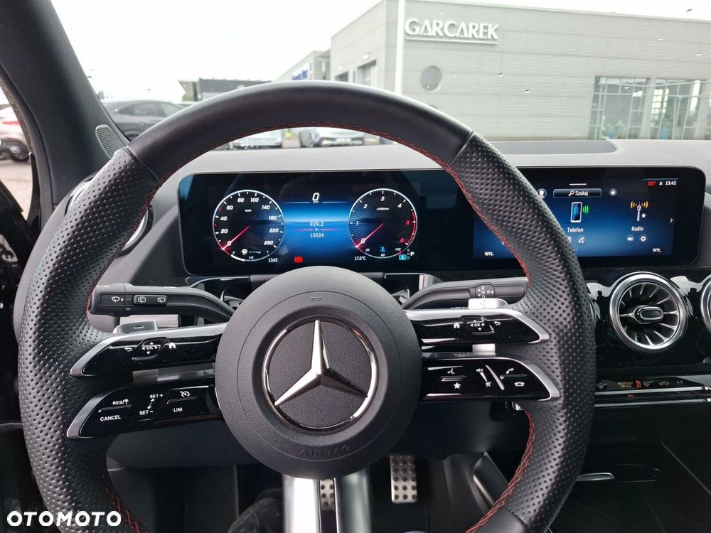 Mercedes-Benz GLA 220 d 4-Matic AMG Line - 10