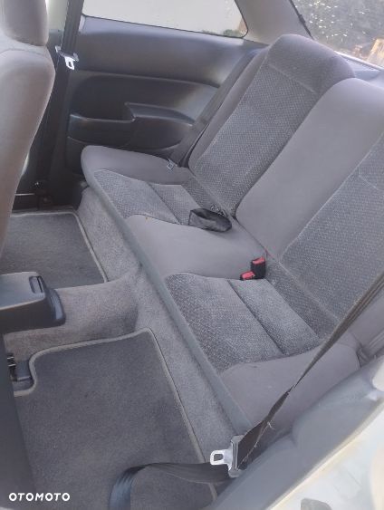 Honda Civic 1.6i LS - 9