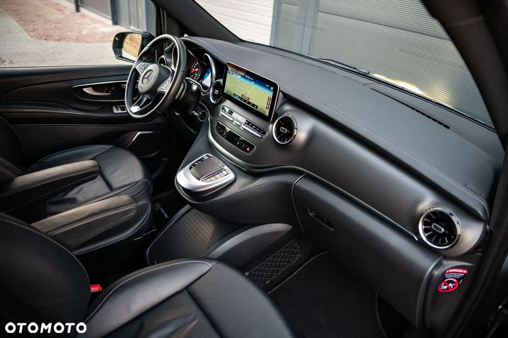 Mercedes-Benz Klasa V 300 d lang 9G-TRONIC Avantgarde - 34