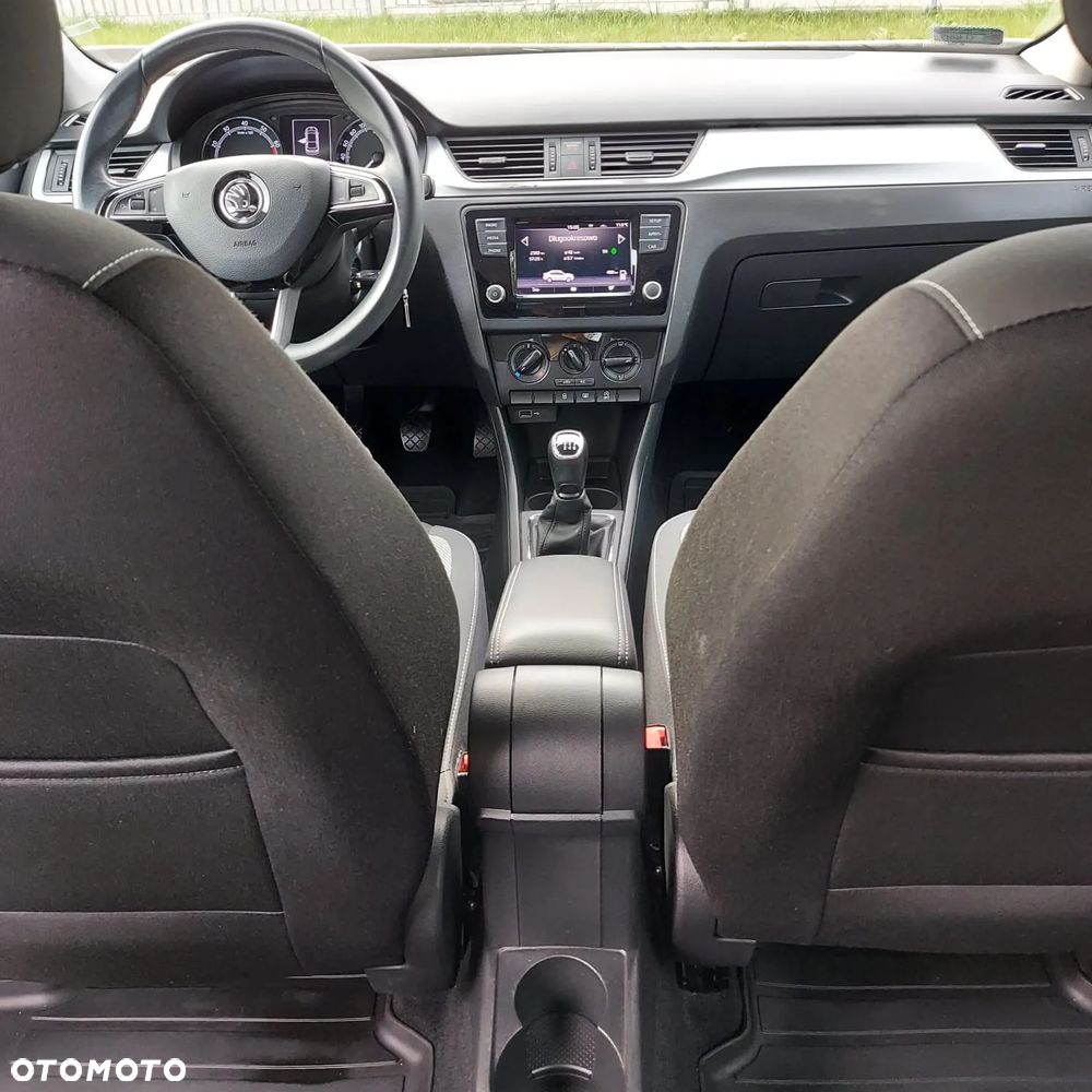 Skoda RAPID 1.0 TSI Ambition - 11