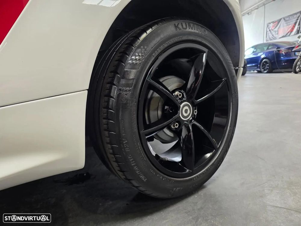 Smart ForTwo Coupé 1.0 mhd Pulse 71 Softouch - 11