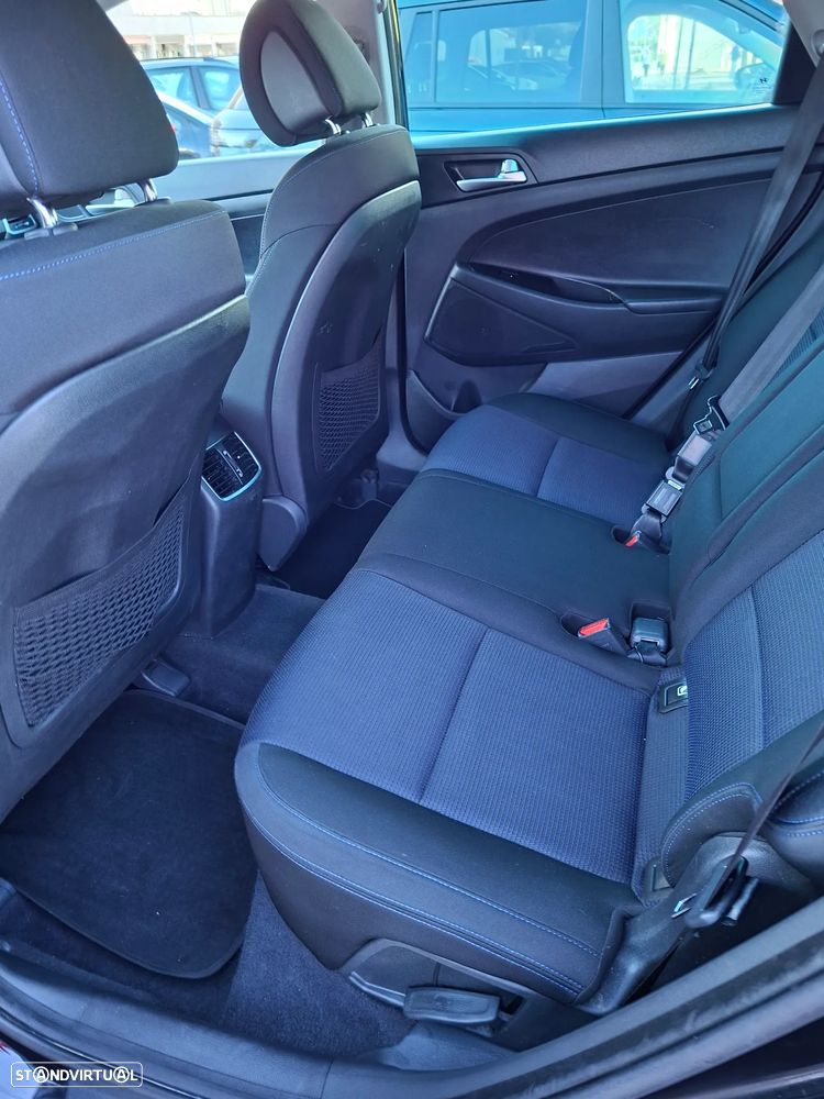 Hyundai Tucson 1.7 CRDi Executive DCT - 8