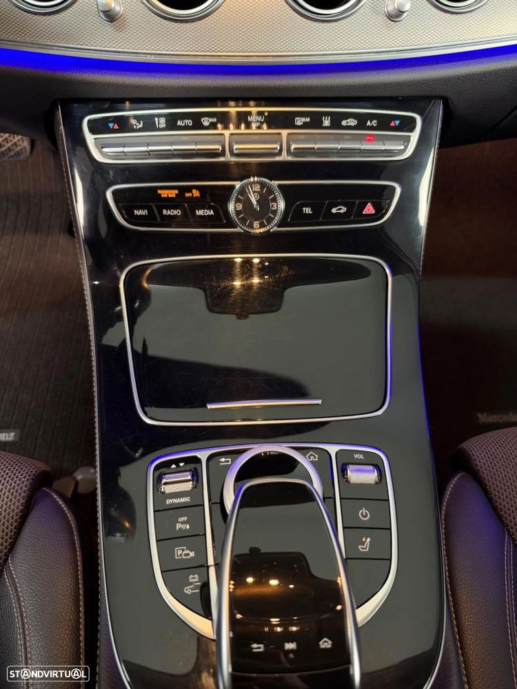 Mercedes-Benz E 300 de 4Matic 9G-TRONIC Avantgarde - 11