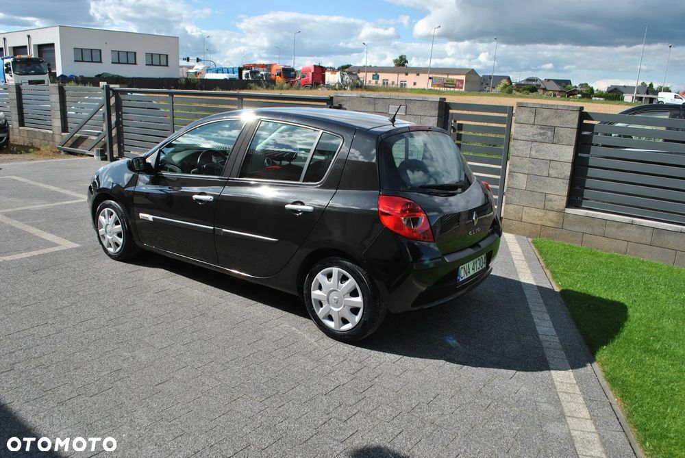 Renault Clio 1.2 16V Ripcurl - 11