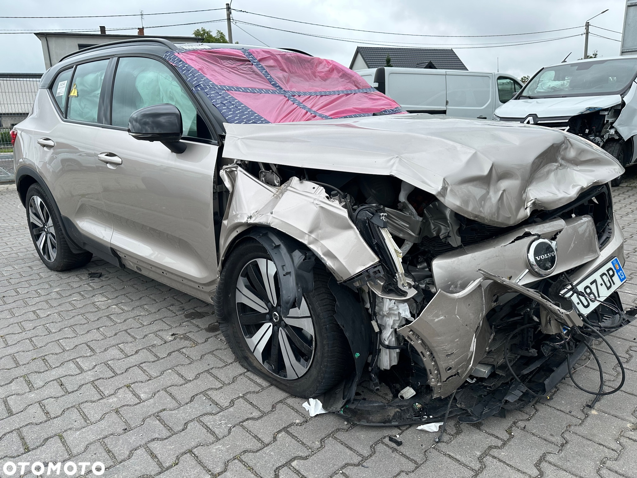 Volvo XC 40 73kWh P6 Recharge Ultimate - 2