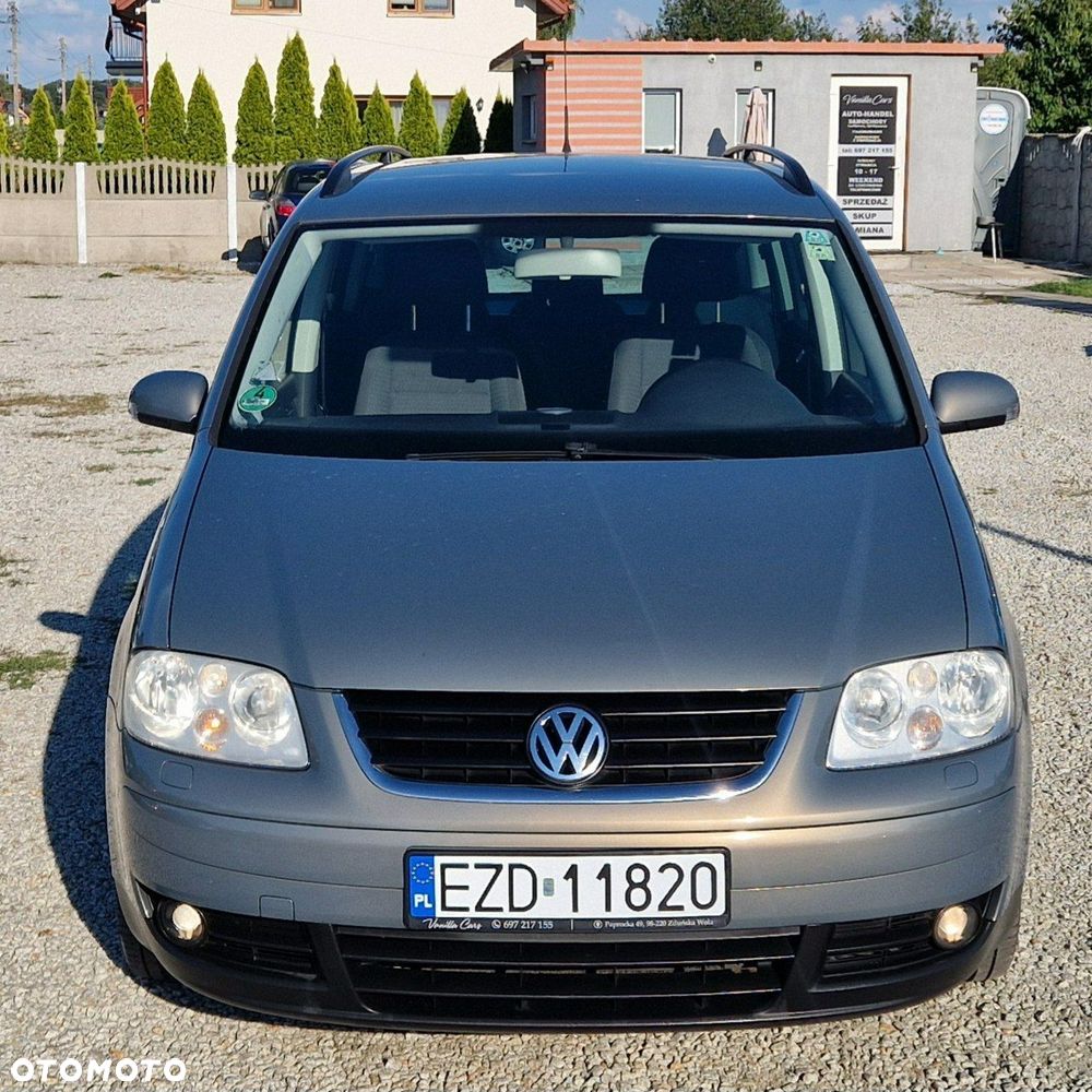 Volkswagen Touran 2.0 TDI Q-Line - 29