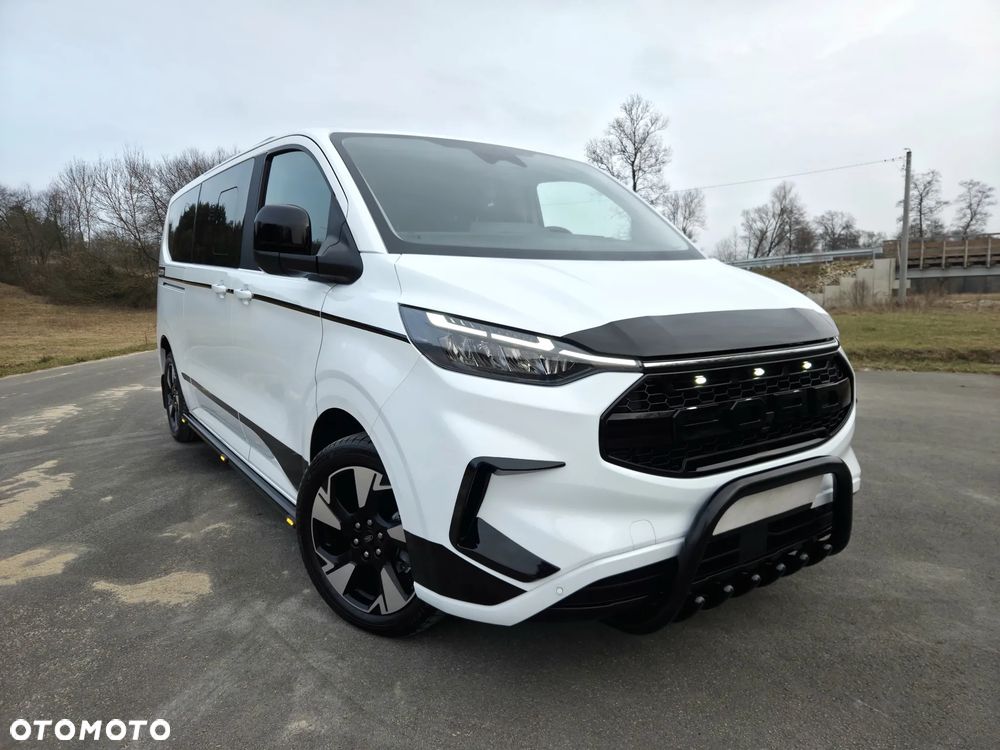 Ford Tourneo Custom 2.0 EcoBlue L2 Titanium - 2