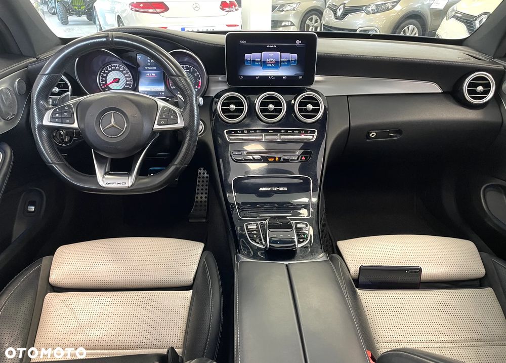 Mercedes-Benz Klasa C AMG 63 AMG Speedshift 7G-MCT - 9