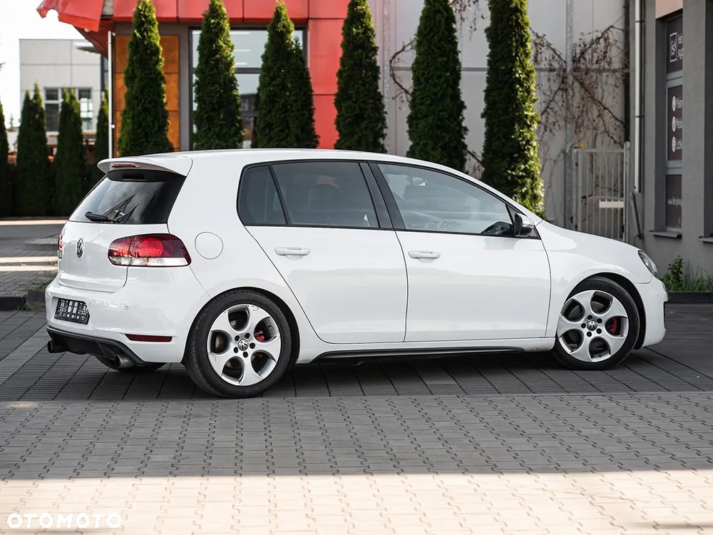 Volkswagen Golf 2.0 GTI - 14