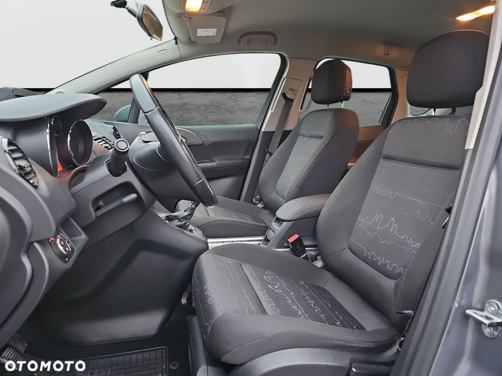 Opel Meriva - 17