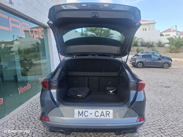 Cupra Formentor 1.4 e-Hybrid Sport DSG - 42