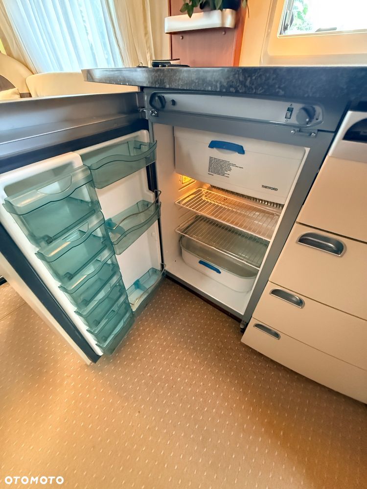 Hobby 560 UFE mover automat , przedsionek,  zadbana !!! - 24