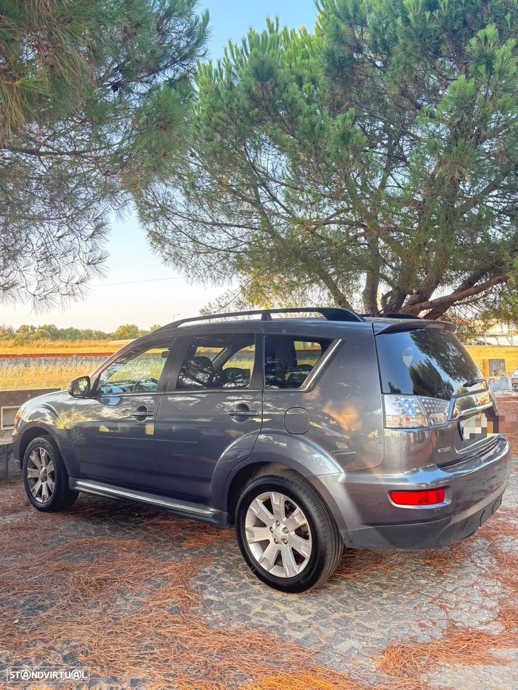 Mitsubishi Outlander 2.2 DI-D Instyle 4WD - 9