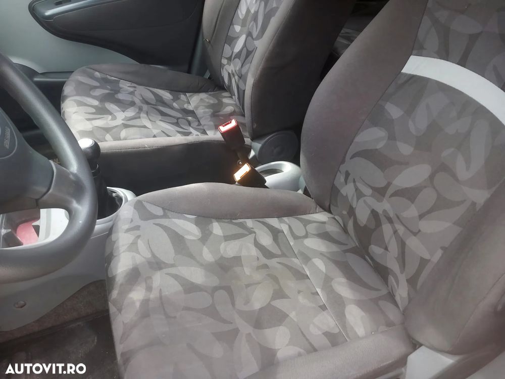 Suzuki Alto - 7