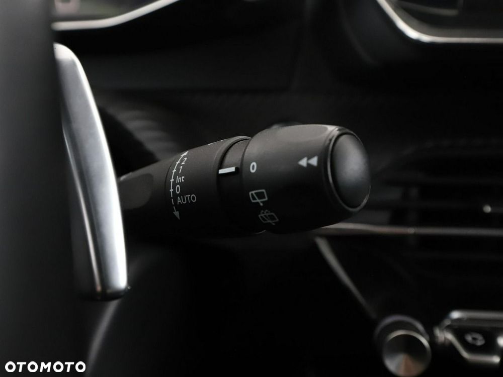Peugeot 3008 1.5 BlueHDi Allure S&S EAT8 - 35