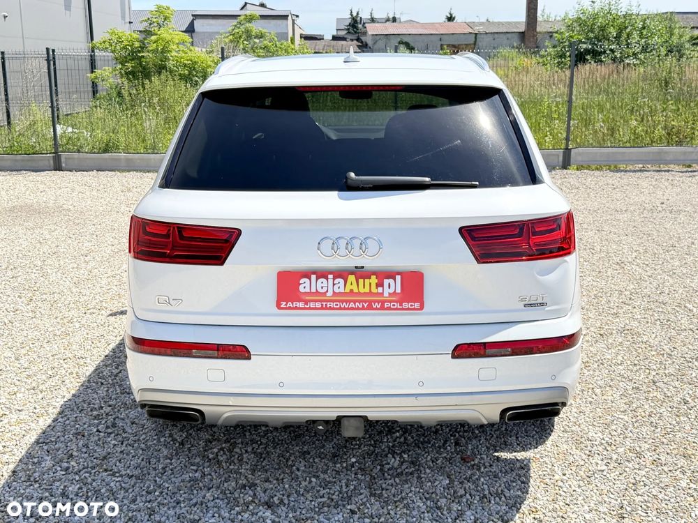 Audi Q7 3.0 TFSI Quattro Tiptronic - 15