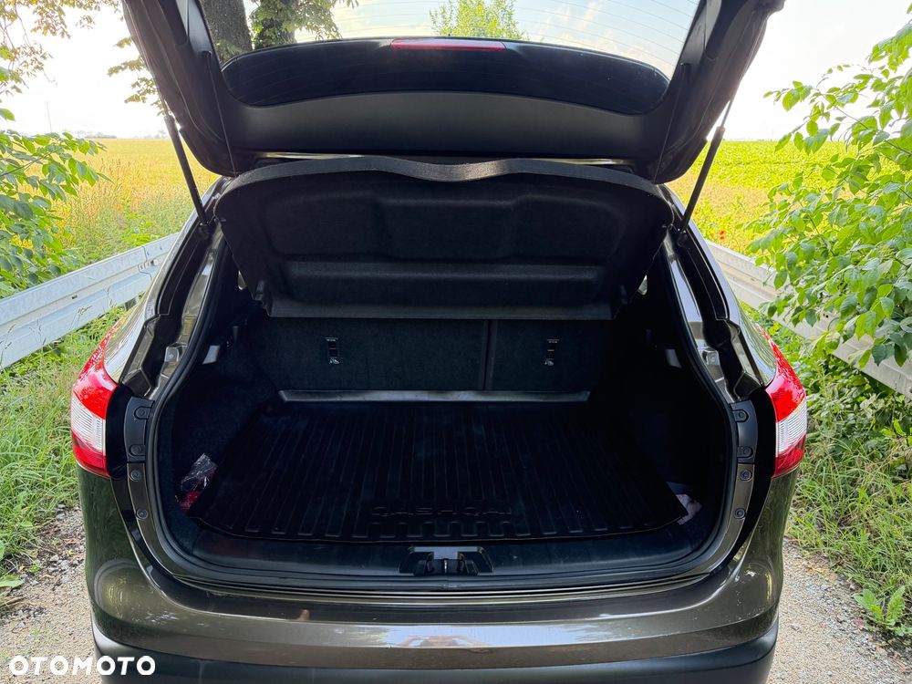 Nissan Qashqai 1.6 dCi DPF acenta - 11