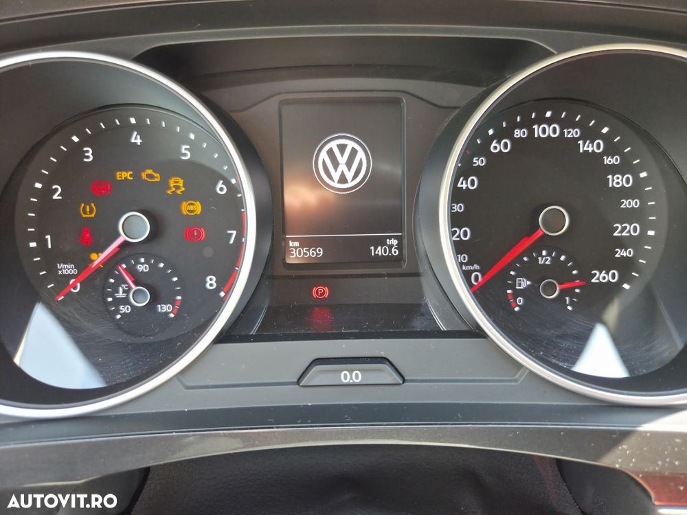 Volkswagen Tiguan - 4
