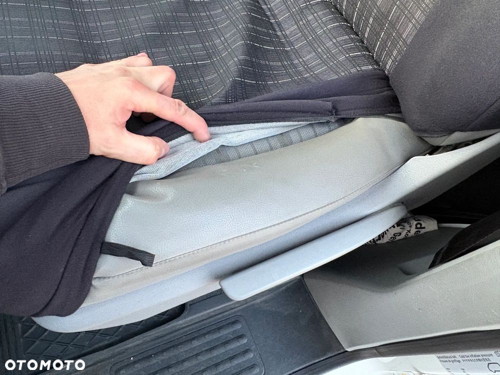 Volkswagen Transporter - 21