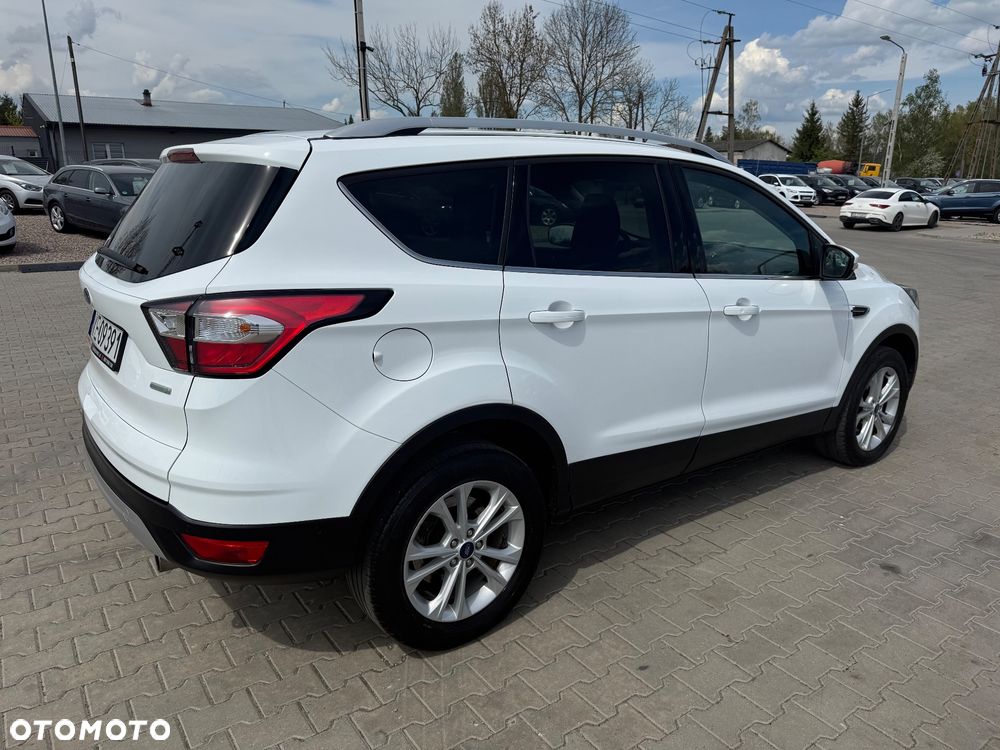 Ford Kuga 1.5 EcoBoost 2x4 Titanium - 12