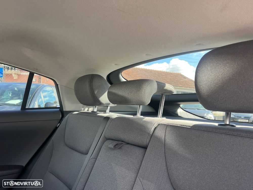 Hyundai Ioniq 1.6 GDI HEV Hybrid Tech - 27