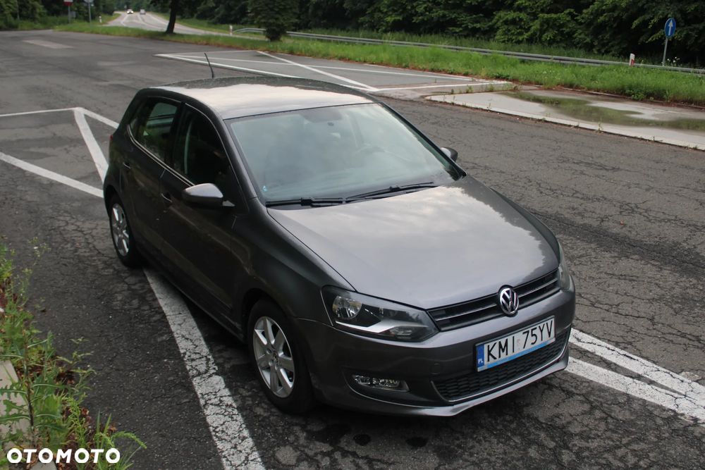Volkswagen Polo 1.4 16V Highline - 1