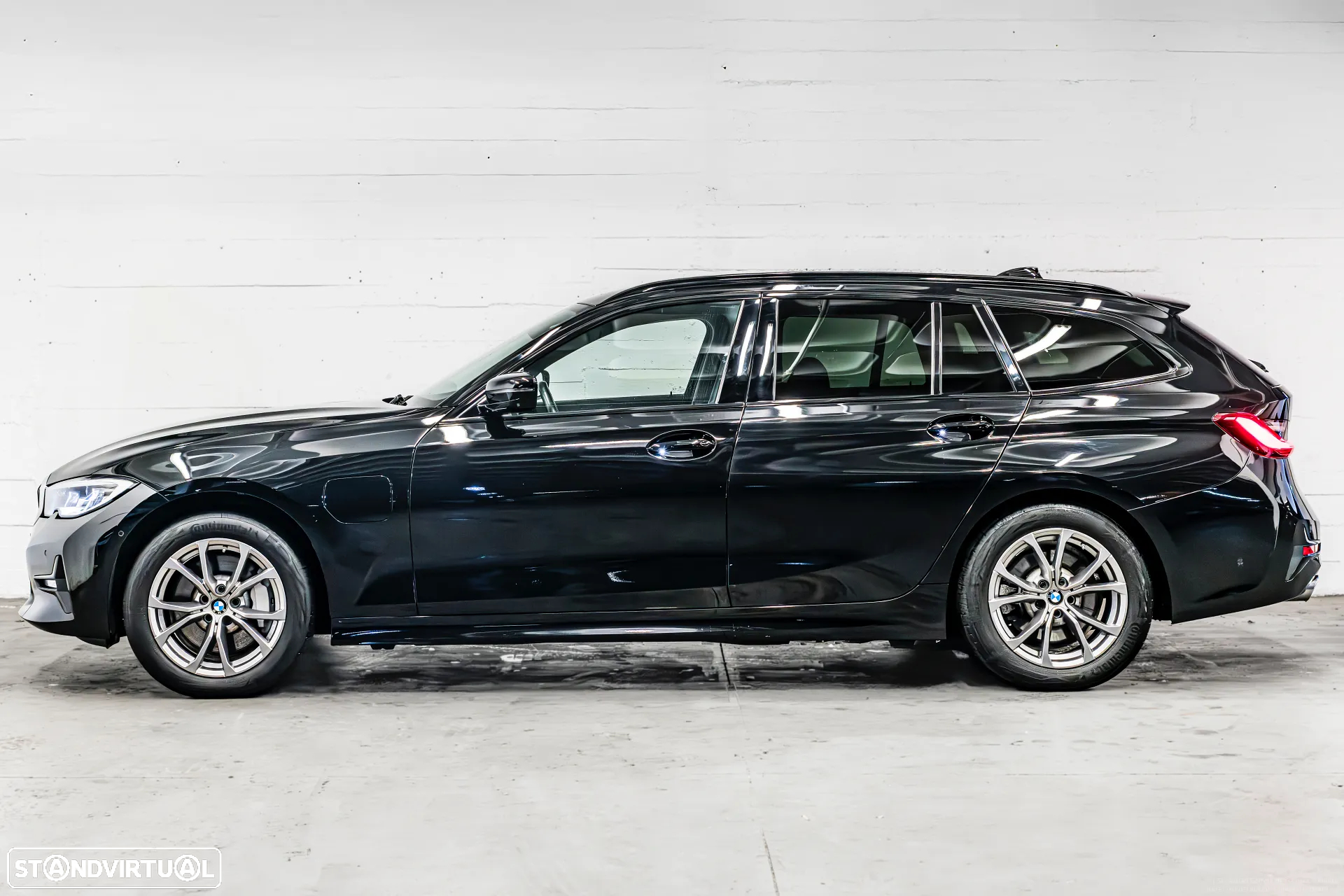 BMW 330 e Touring Pack M Auto - 4