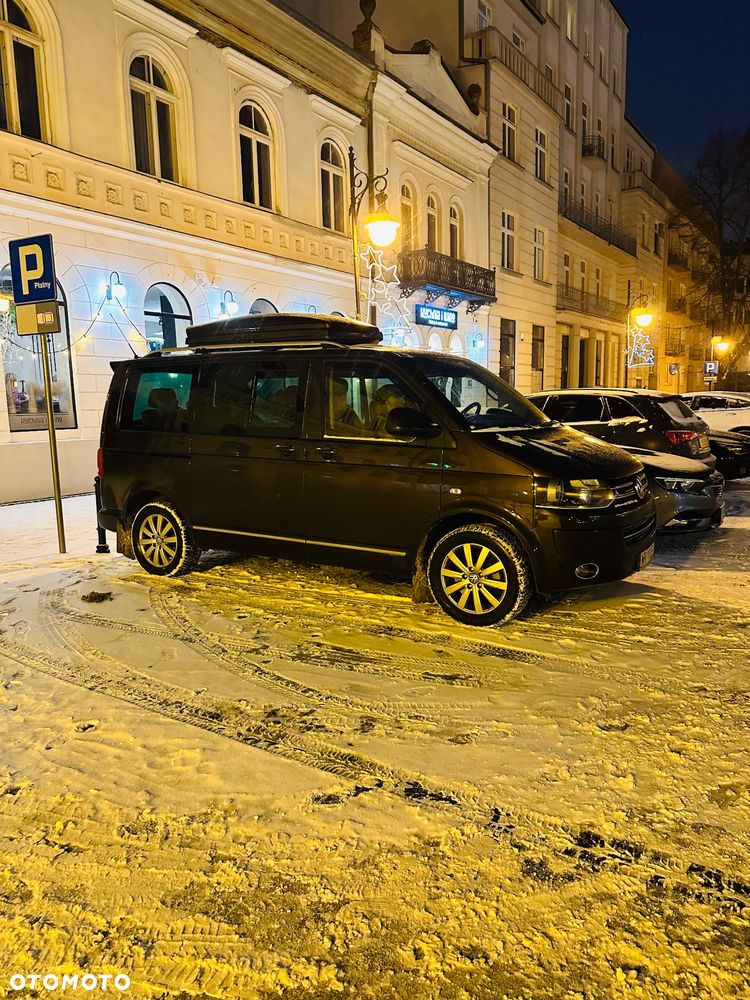 Volkswagen Multivan - 12