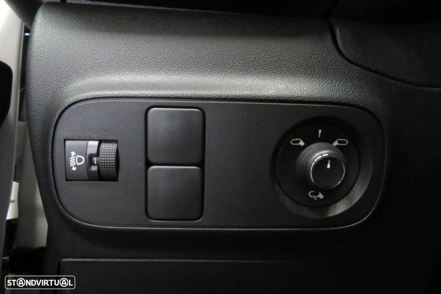 Citroën C3 1.2 PureTech C-Series - 23