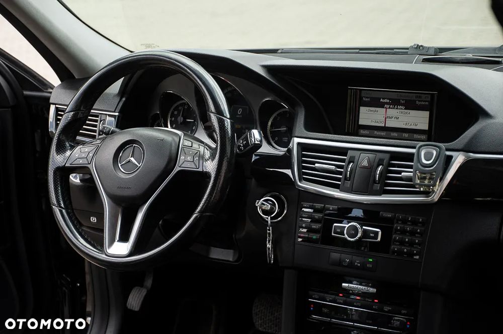 Mercedes-Benz Klasa E 220 BlueTEC 4Matic 7G-TRONIC Avantgarde - 6