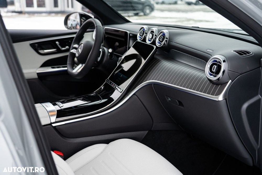 Mercedes-Benz GLC - 21