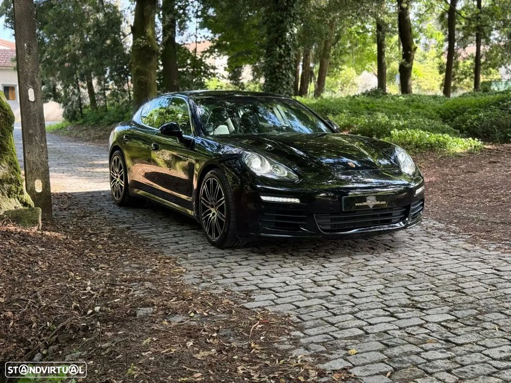 Porsche Panamera - 34