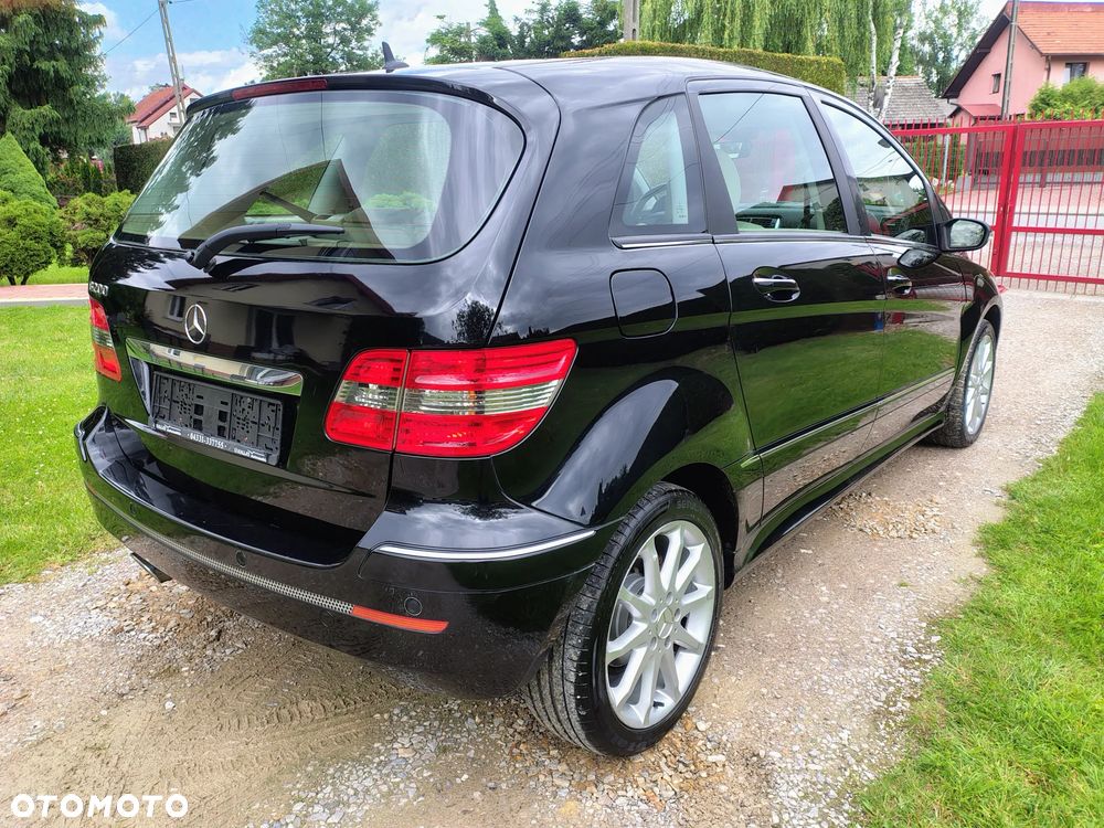 Mercedes-Benz Klasa B 200 SPORT EDITION - 12