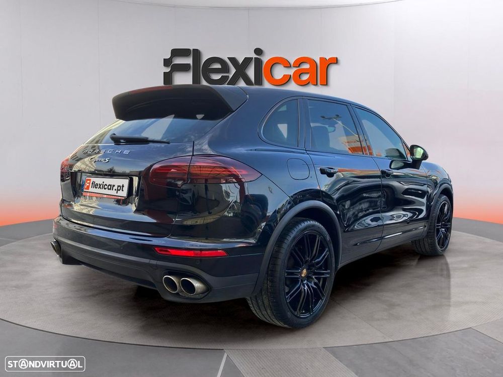 Porsche Cayenne S E-Hybrid - 7