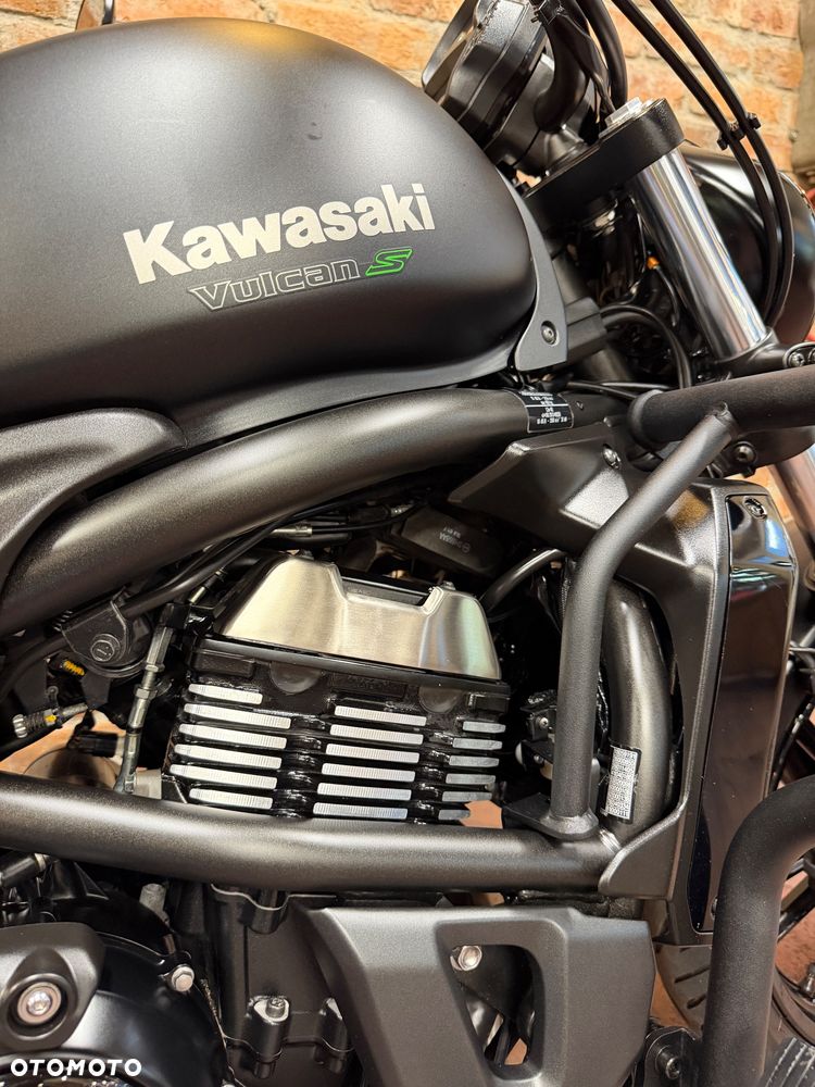 Kawasaki Vulcan S - 30