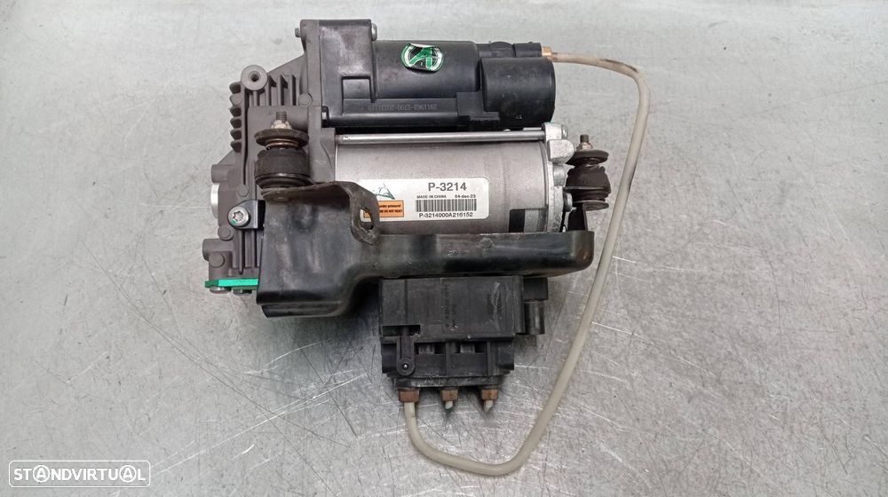 COMPRESSOR DE NIVELAMENTO DE SUSPENSÃO MERCEDES-BENZ CLASE - 1
