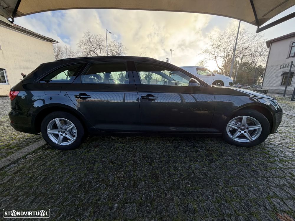 Audi A4 Avant 35 TDI S tronic - 5