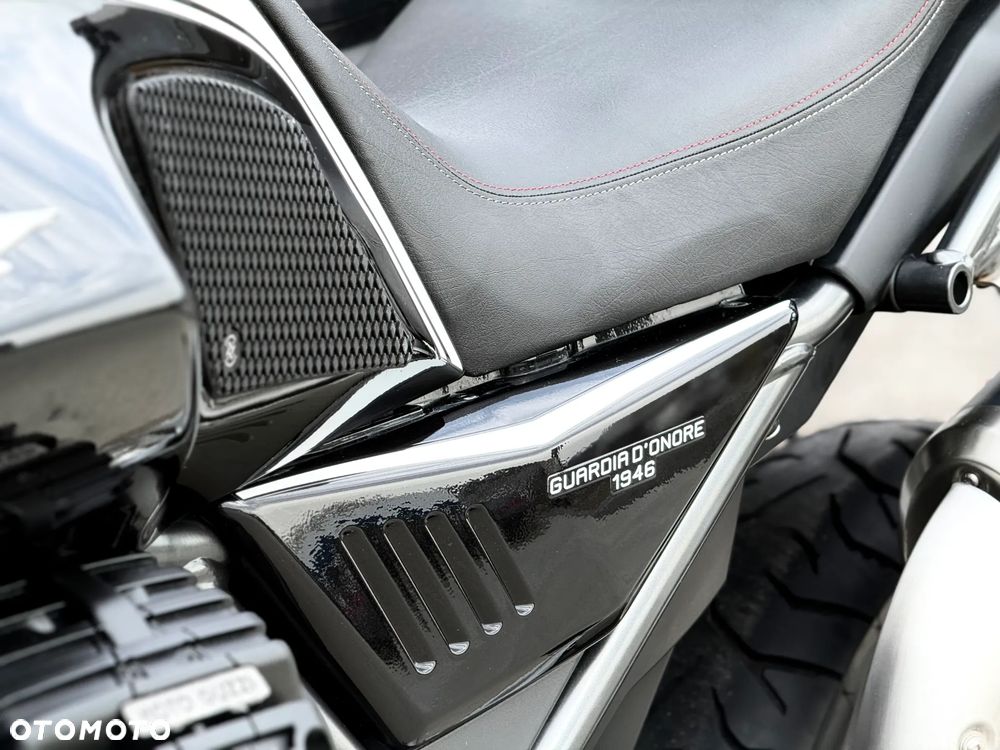 Moto Guzzi V85 - 20