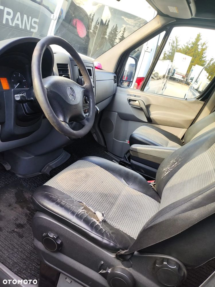 Mercedes-Benz Sprinter - 7