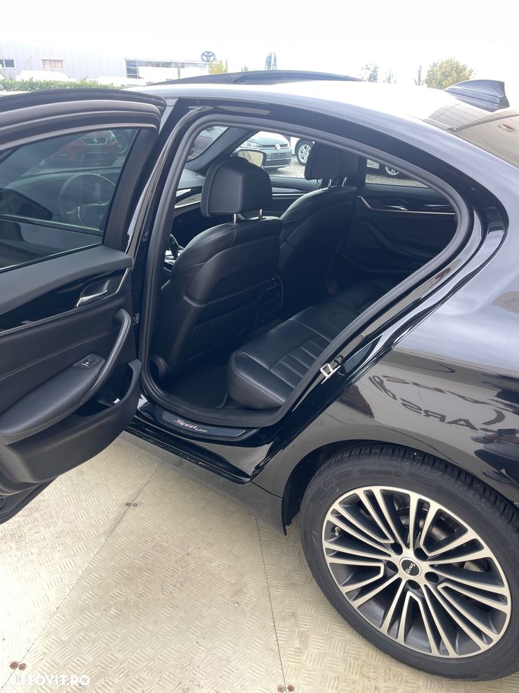 BMW Seria 5 520d xDrive AT - 25