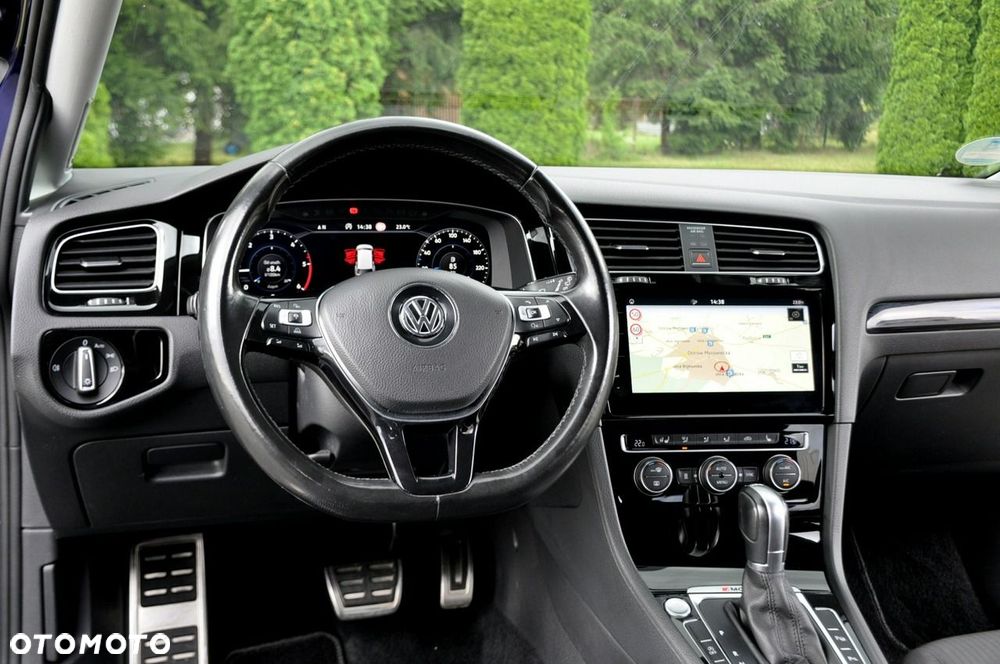 Volkswagen Golf Variant - 29