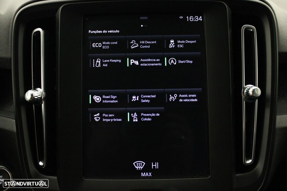 Volvo XC 40 2.0 D3 - 16