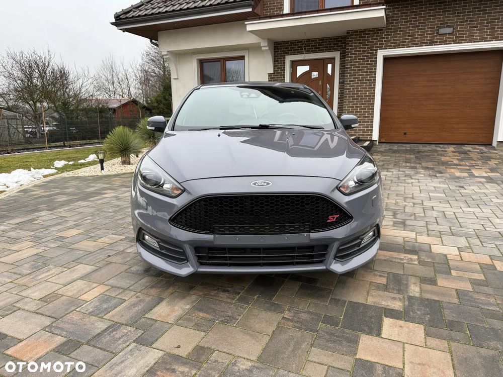 Ford Focus 2.0 TDCi ST-2 - 3