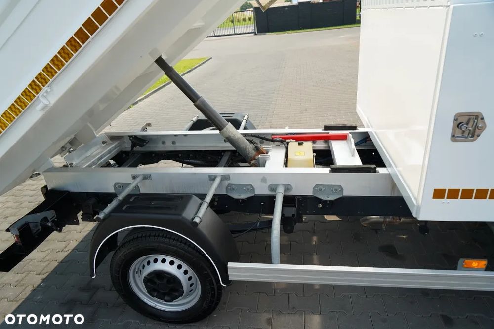 Iveco DAILY 35-140 / WYWROTKA ALUMINIOWA / BRYGADÓWKA 6 MIEJSC / BLIŹNIAK / MANUAL / SPROWADZONA / EURO 6 - 8