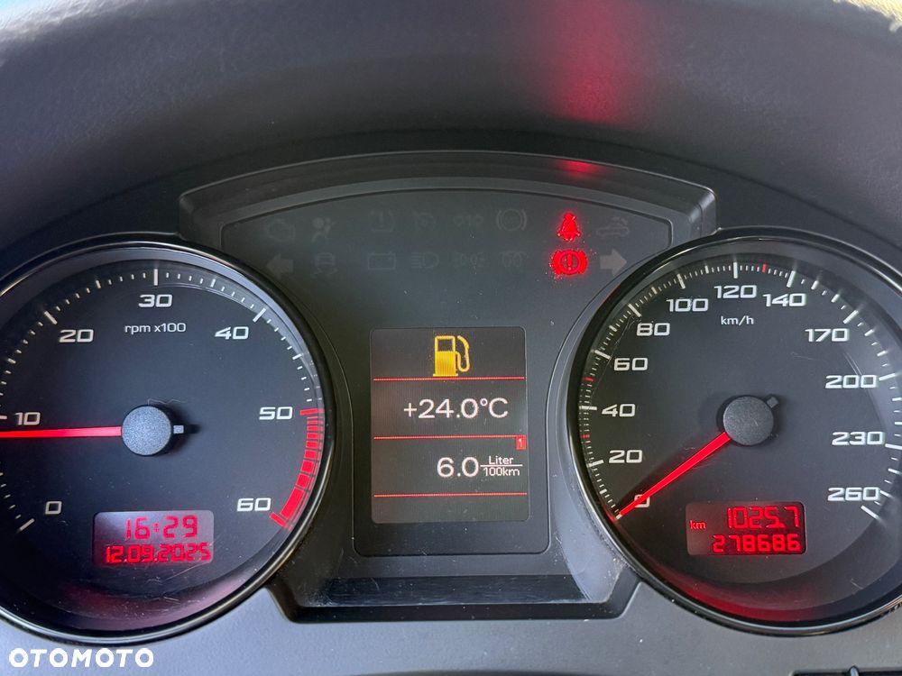 Seat Exeo 2.0 TDI DPF Style - 25