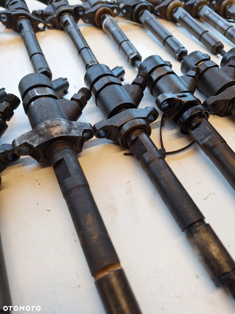 Wtryskiwacze Wtrysk Bosch 0445110239 НURT - 2