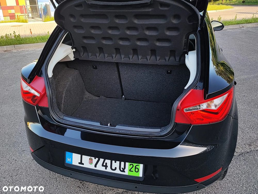 Seat Ibiza SC 1.4 16V Style - 19