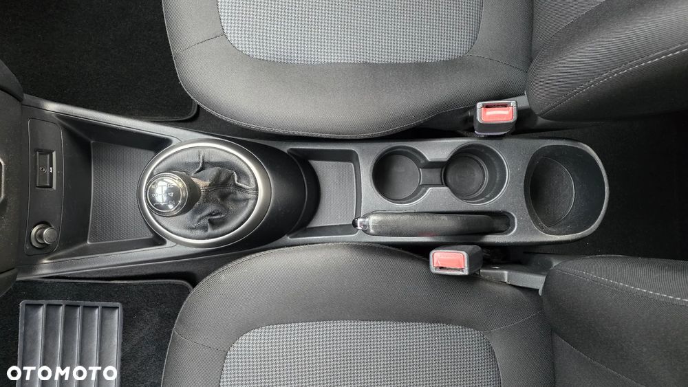 Hyundai i20 - 21
